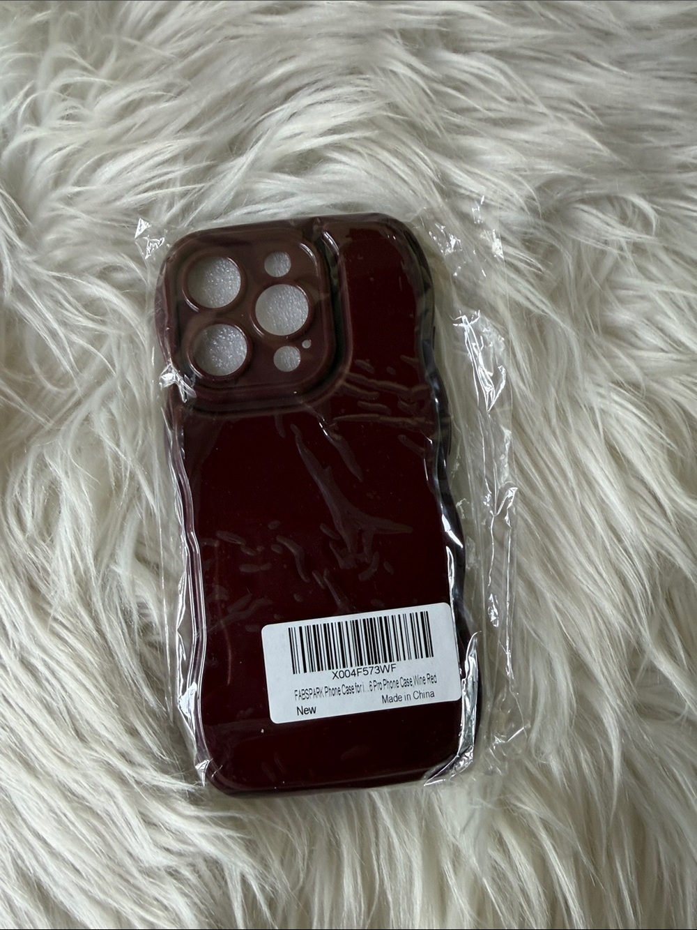 2 Glossy Burgundy Wavy Phone Cases for IPhone 16 pro